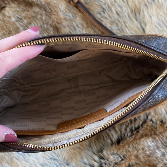 Michael Kors Crossbody Purse - Picture 8 of 16